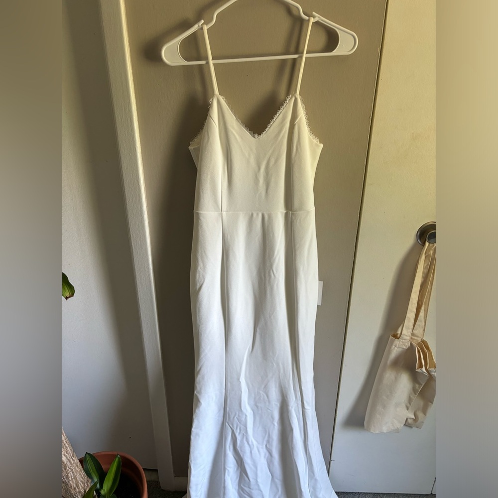 Lulus wedding dress and veil